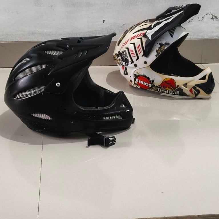 helm sepeda fullface jadul