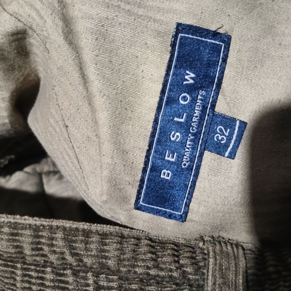 celana Corduroy beslow