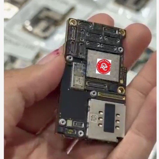 MESIN IPHONE 11 PRO LOCK ICLOUD