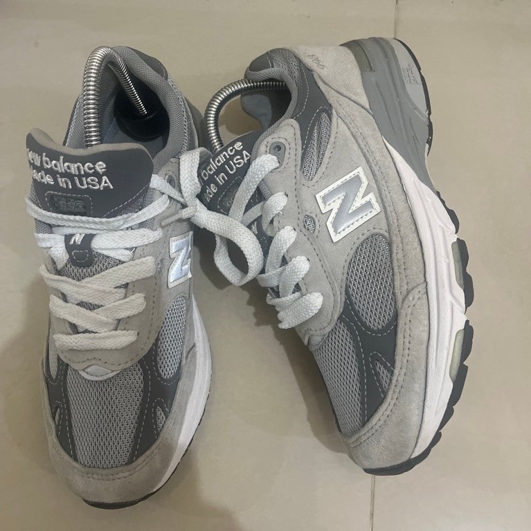 PRELOVED SEPATU NB 993 UK 37.5