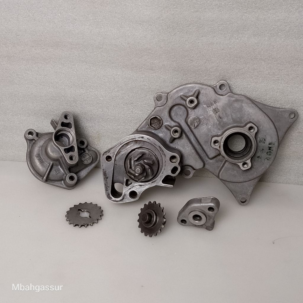 woterlpum pompa air radiator Honda Vario 110 karbu KVB original bekas seken