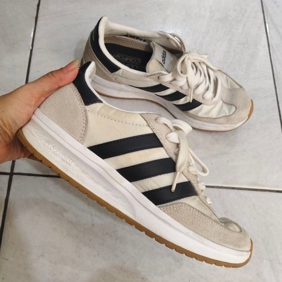 sepatu dan sandal prelove adidas dll / sepatu second brand