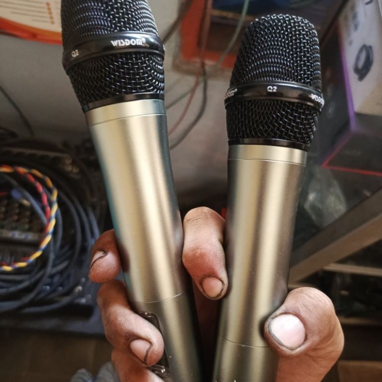 Mic wireless wisdom ultraQ2