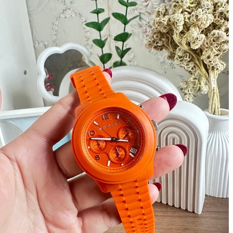 michael kors original preloved
