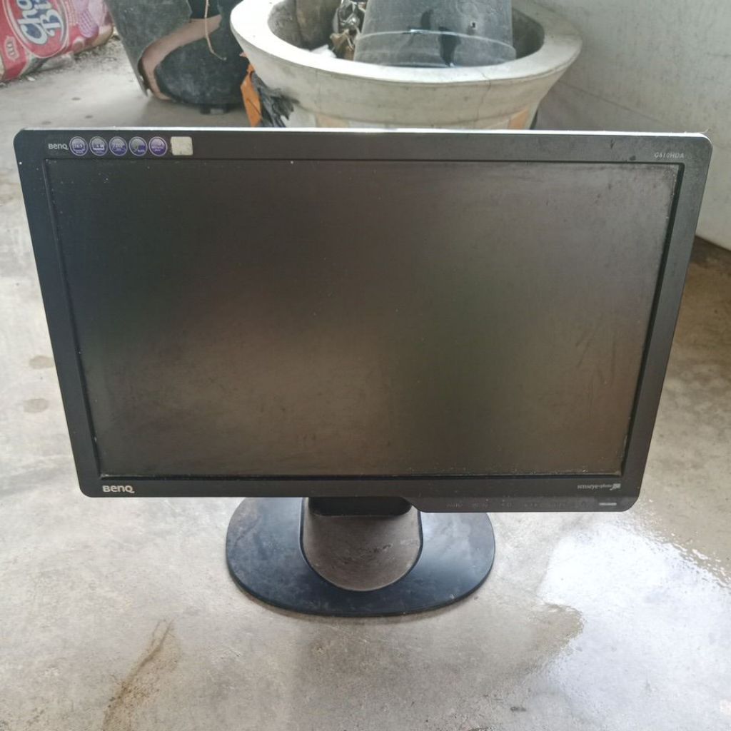 Monitor Komputer Benq 16 inch
