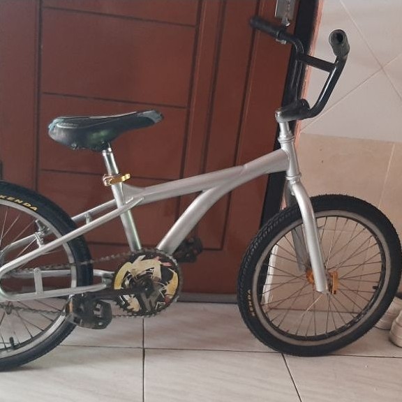 Sepeda BMX ukuran 20 bekas siap pakai