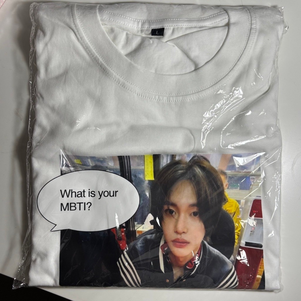 [BOOKED] WONBIN SHIRT