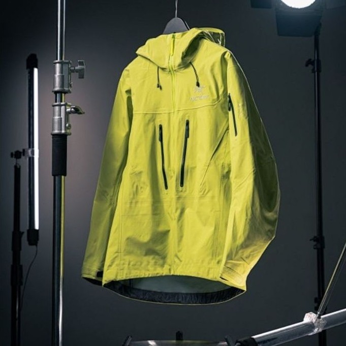 Arcteryx Alpha SV LX Goretex Hiking Jacket Neon Yellow