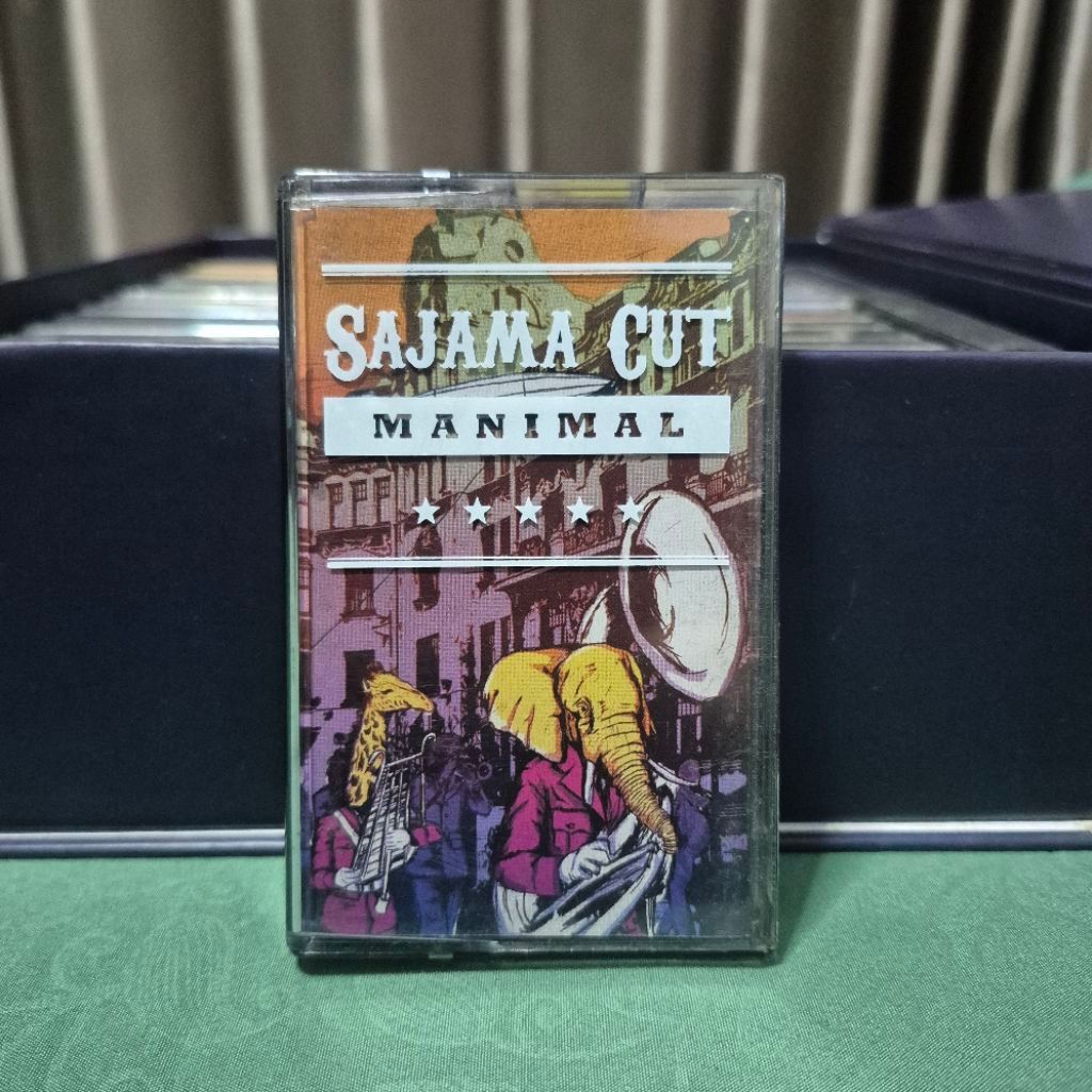 kaset pita sajama cut - manimal