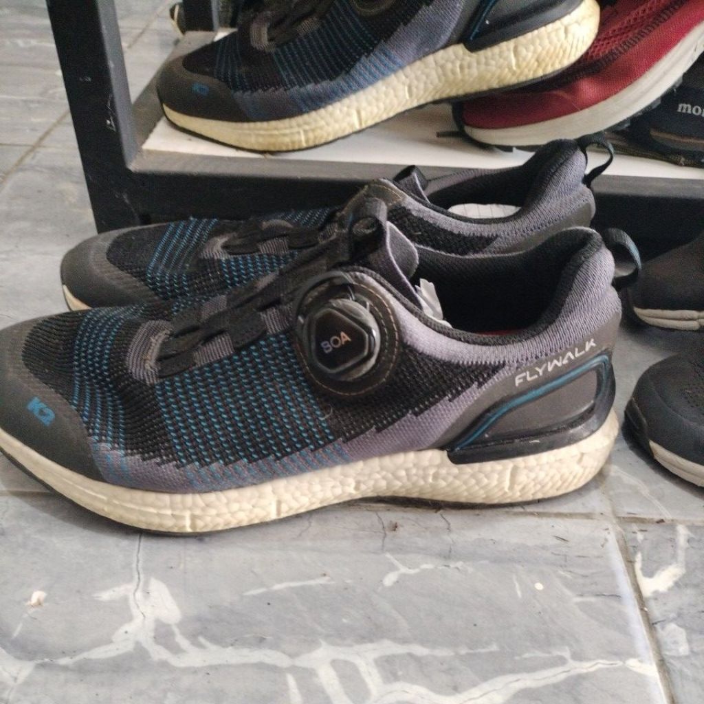 sepatu original second K2 size 42.5/27