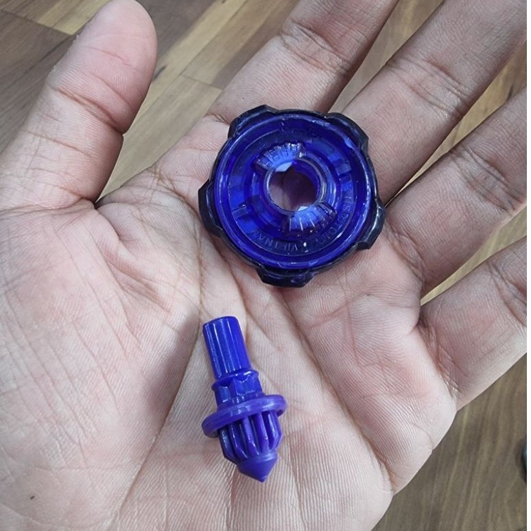 Beyblade ratchet 5-80 used dan bit N new