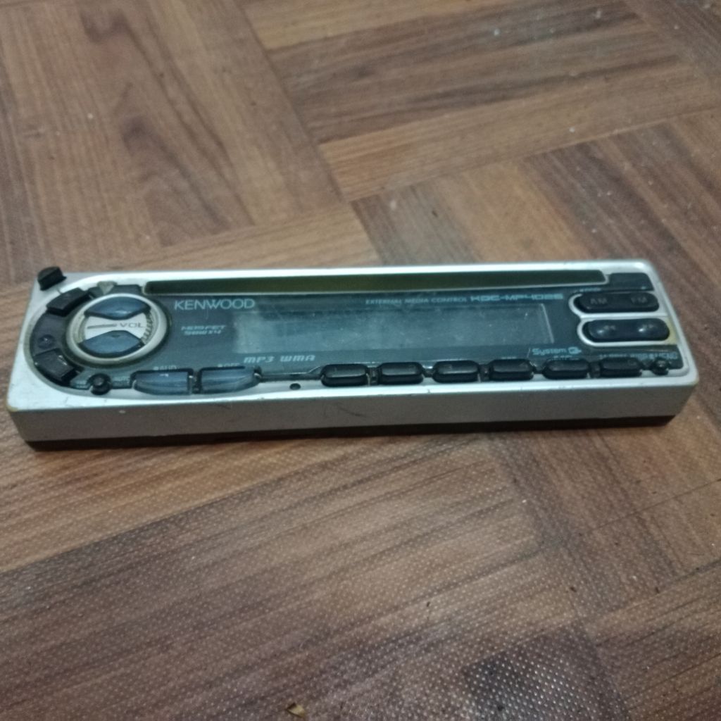 Kenwood KDC-MP4026 gambling/belum dicoba