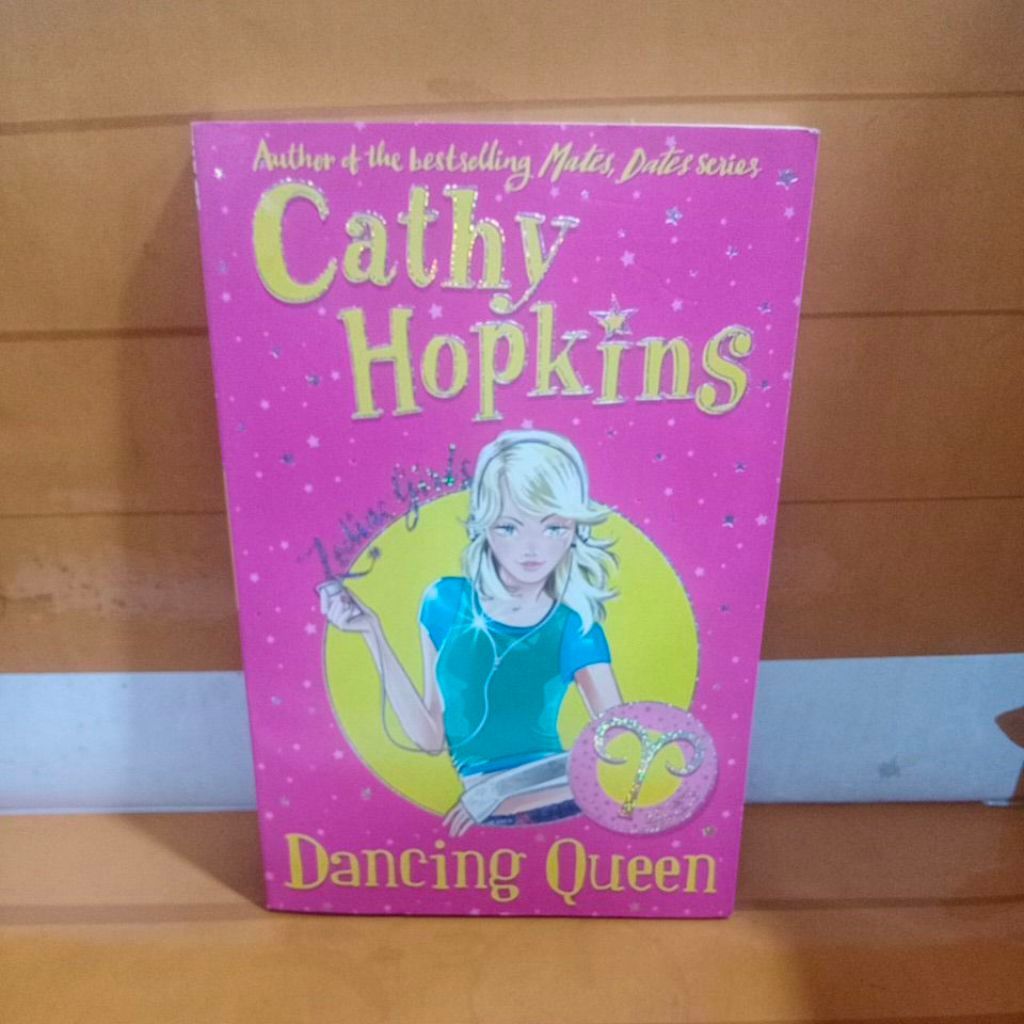 Buku Cathy Hopkins Zodiac Girls Dancing Queen Original