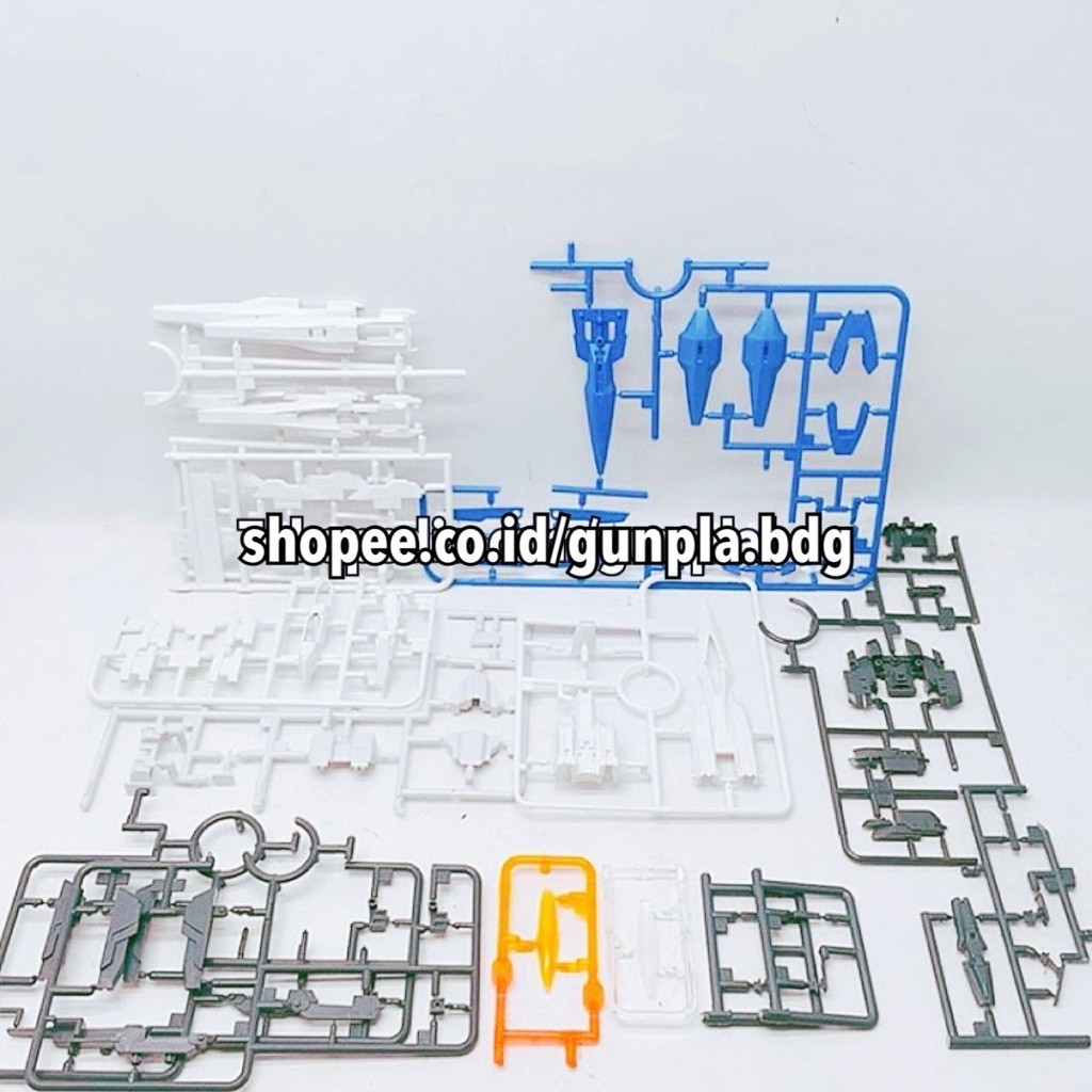Bandai RG Gundam 00 Raiser Part 0 Raiser