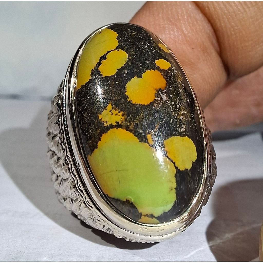 PIRUS HUBEI XINJIANG HIJAU MUDA GRADASI KUNING EST DIM 24x13,5x7,5 RING 9