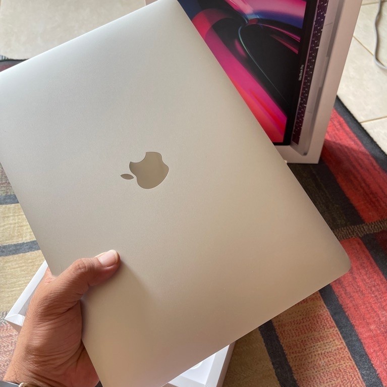Macbook PRO M1 8/256 (SecondOriginalMantap)