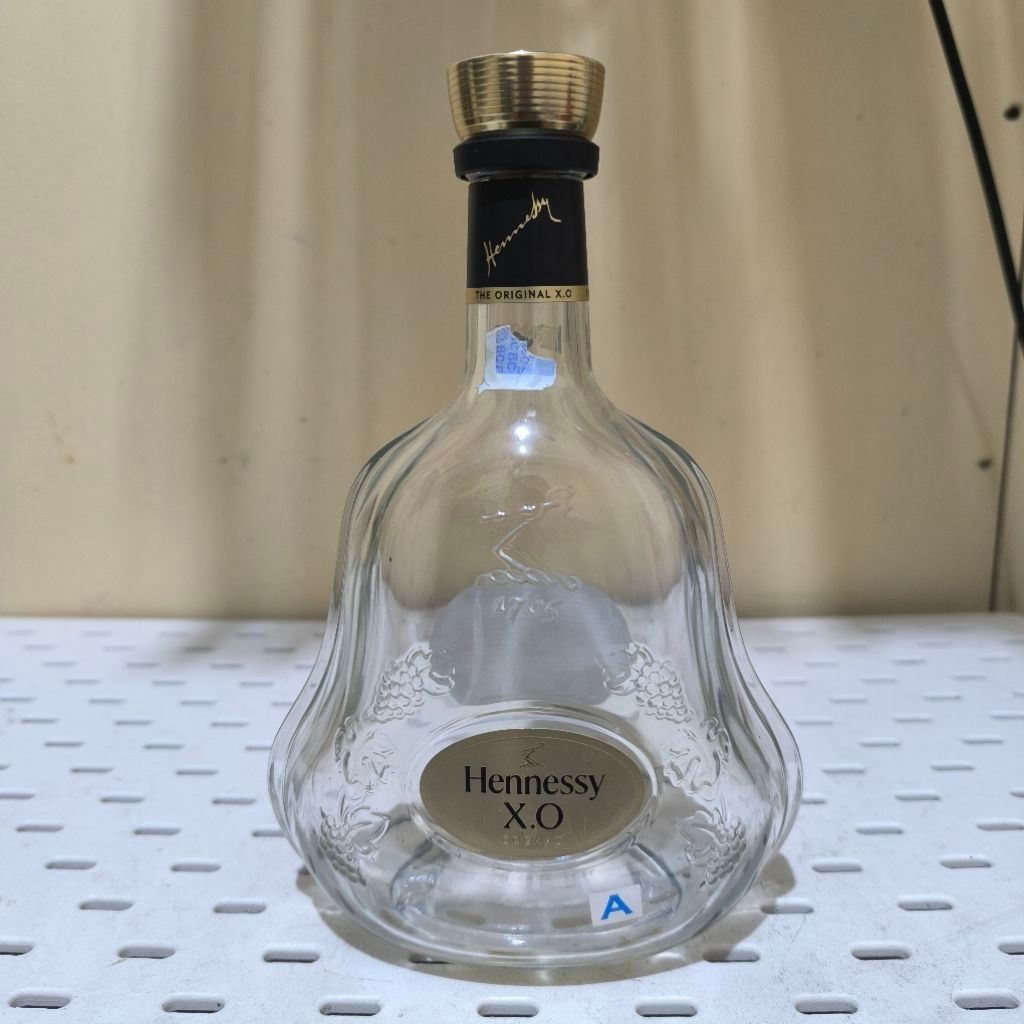 Botol Bekas Minuman Henessy X.O Cognac France 70 ml (Tanpa Dus)