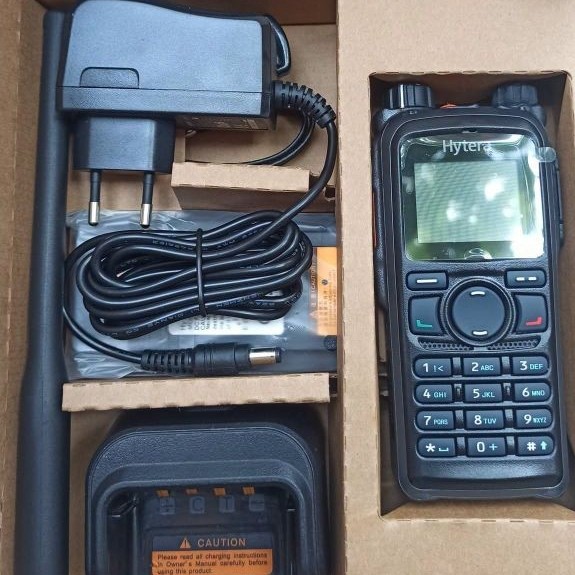 HT HYTERA PD788G VHF 136-174Mhzlengkap Charger,baterai,antena  buku,duslo