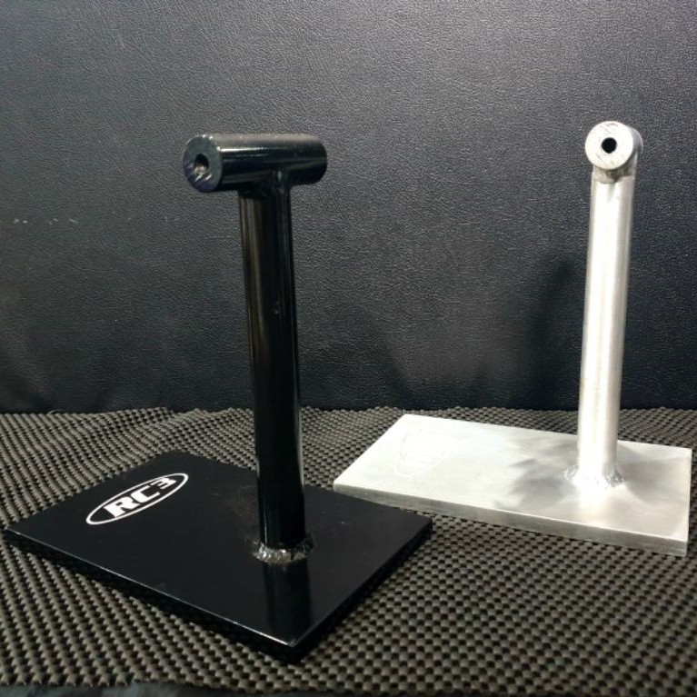 RC3 pajangan stand footstep underbone