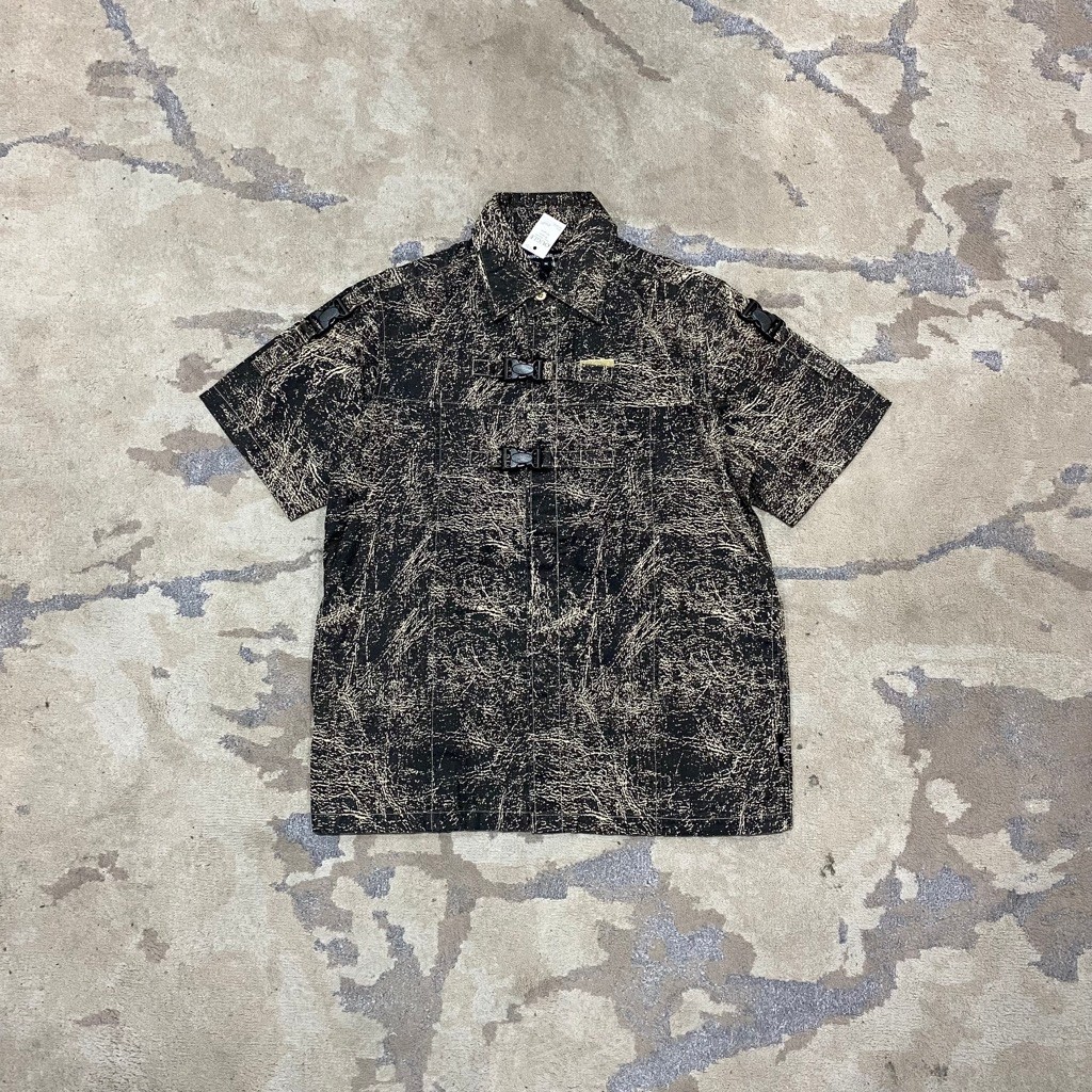 Kemeja Bernings lengan pendek (C592)