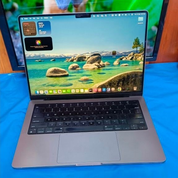 Macbook pro m1 max 14inc ram 32GB SSD 1Tb Second