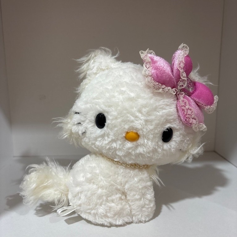 Boneka Charmmy Kitty Fluffy Fur Rose Ribbon Sanrio