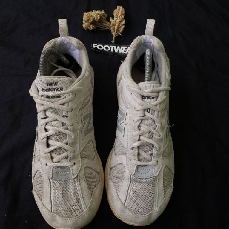 NewBalance878