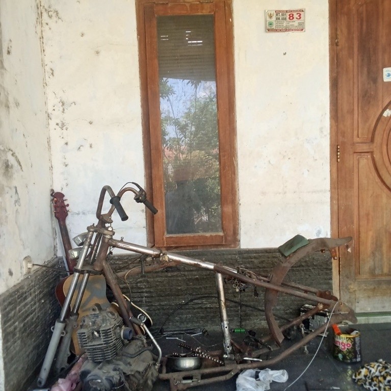 FRAME CHOPPER