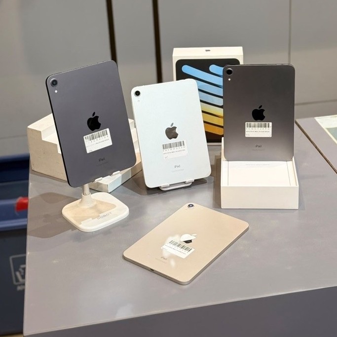 Second iP*d Mini 6