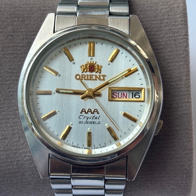 Jam Tangan Vintage th 1980 ORIENT AAA Crystal Mesin Automatic Caliber 4694 kondisi bagus dan normal