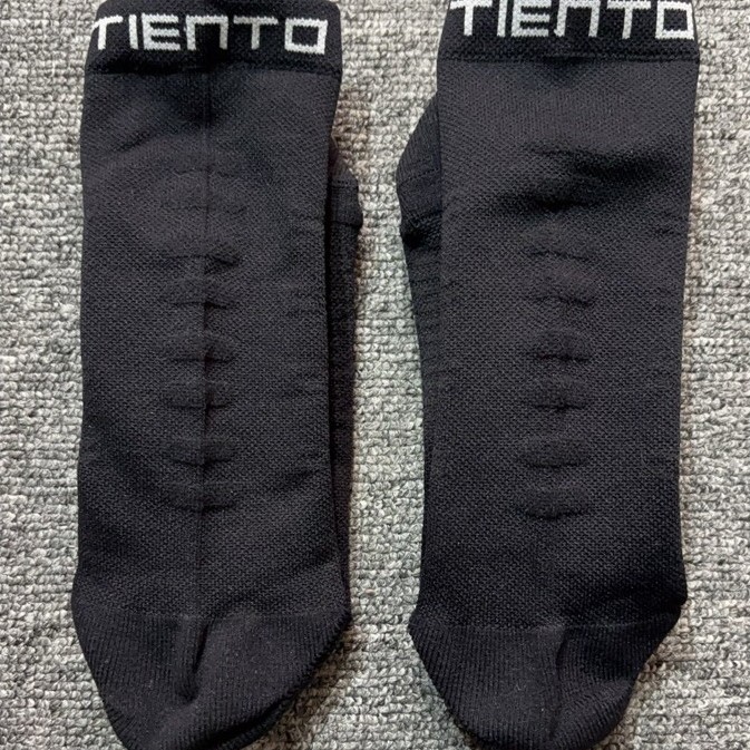 Kaos Kaki Lari Tiento Black All Size