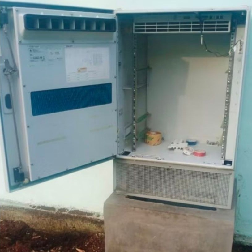 Rak server TMC 11 untuk GPON OLT dan Rack inverter PLTS garansi 100%