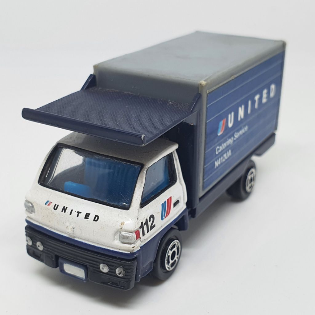 Realtoy Mitsubishi Fuso Canter 1980 Umplung Box United Airlines Skala 87 Loose Mulus RARE ITEM