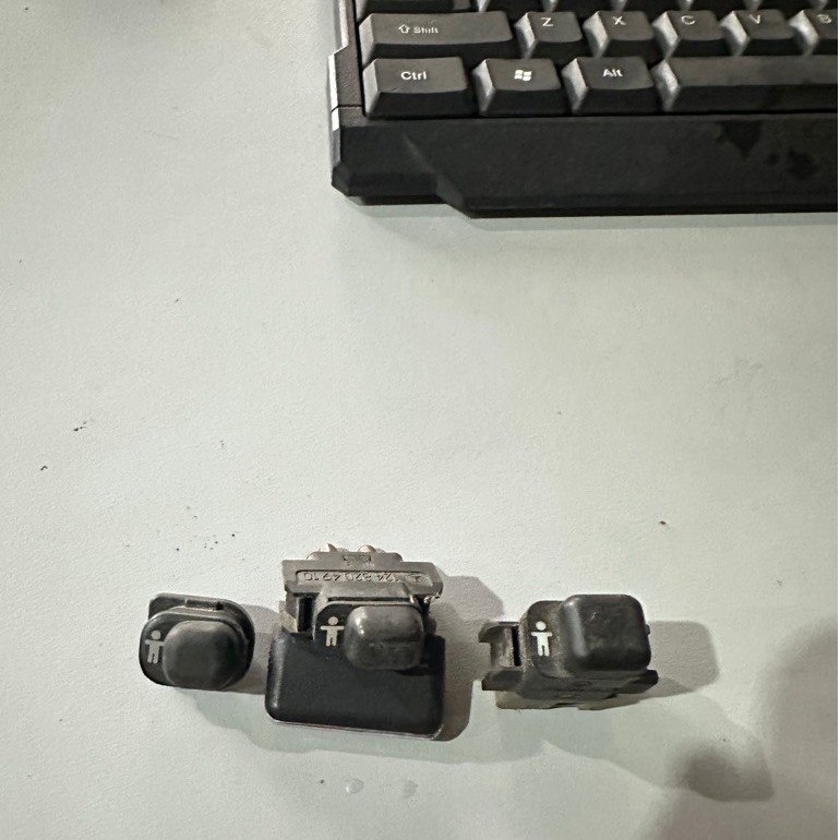 tombol child Lock W124 W202 W210 W140