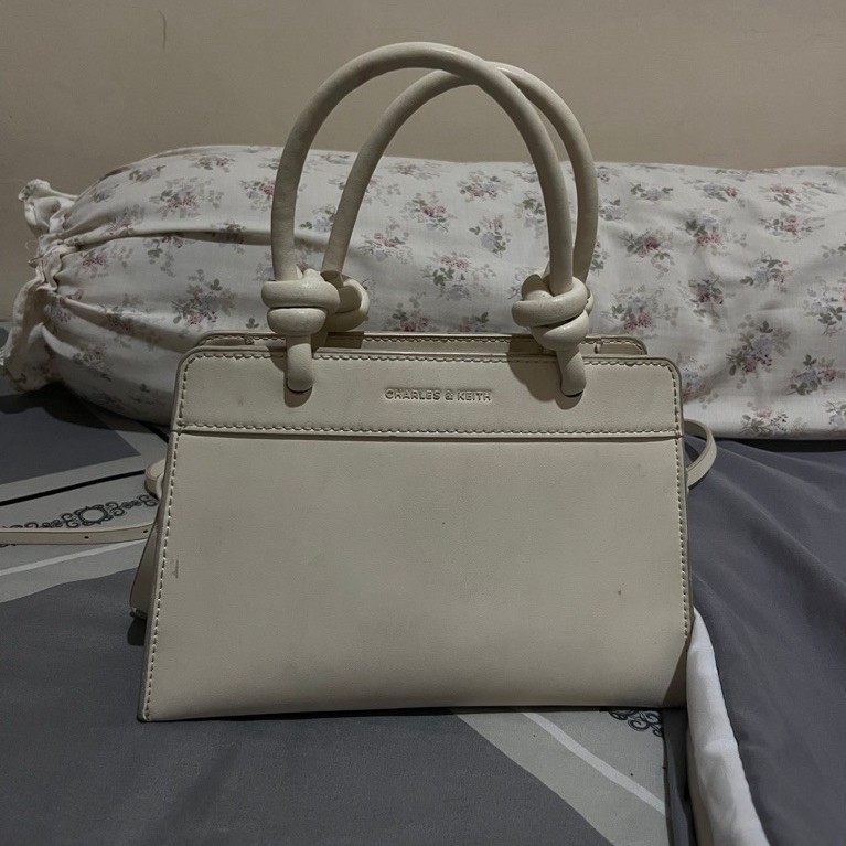preloved cnk bag oriii