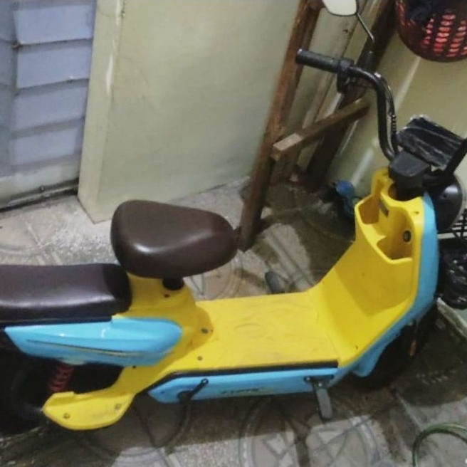 SECOND - Sepeda Listrik Exotic - Minus Baterai - Real Picture- unit ambil sendiri ditempat