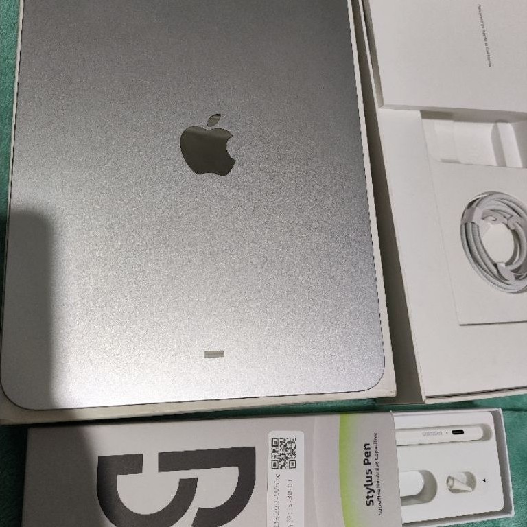 Ipad Gen 11 A16 128GB Wifi Only iBox + Pencil