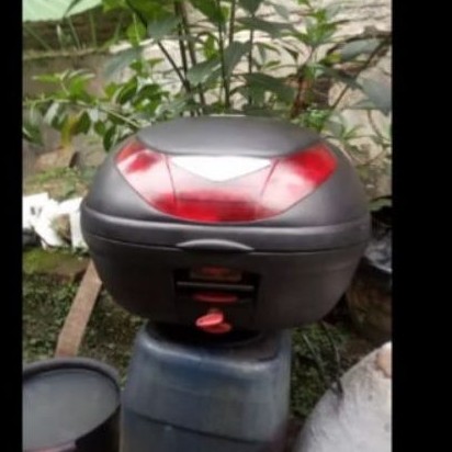 BOX Motor Beat GIVI Second Include Breket