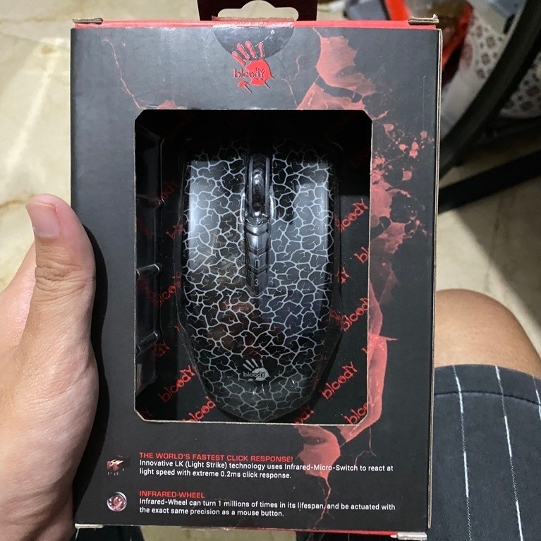 mouse gaming bloody A70