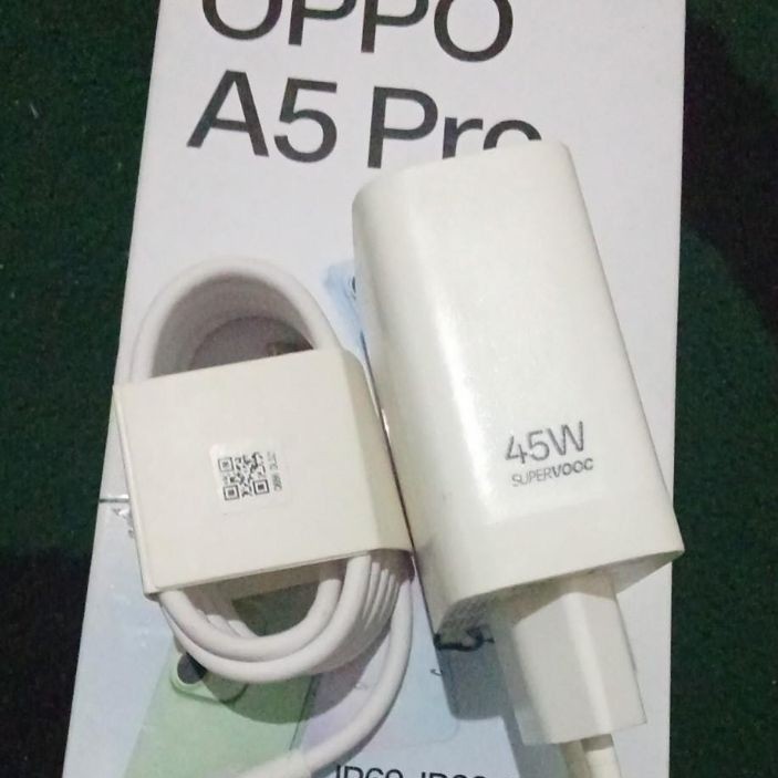 Charger original bawaan oppo 45 watt super vooc