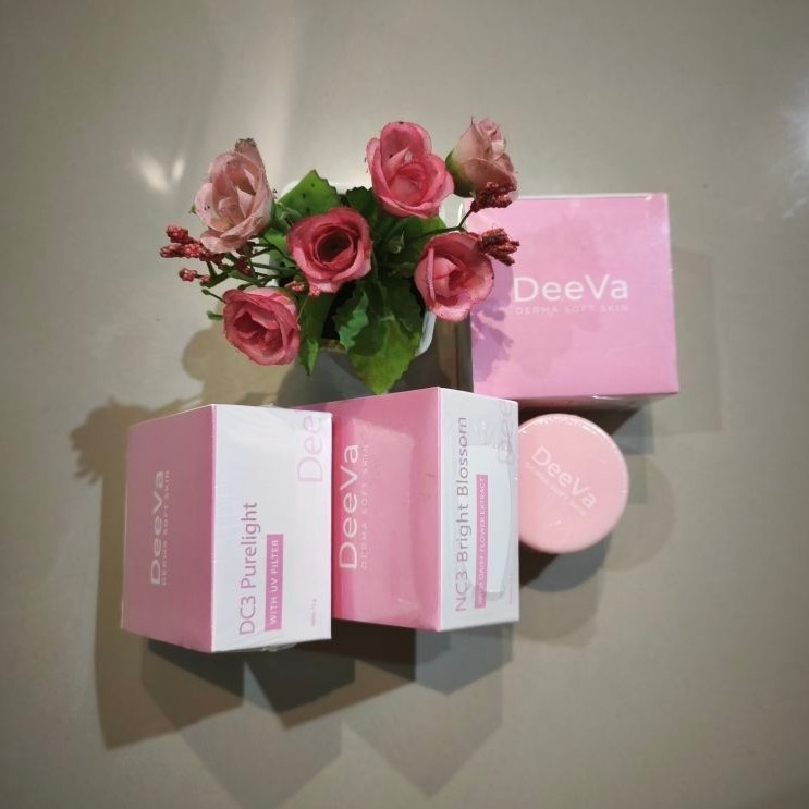 Deeva Day Cream Tahap 3 - Pencerah Wajah, Mencerahkan, Membantu Mengurangi Jerawat