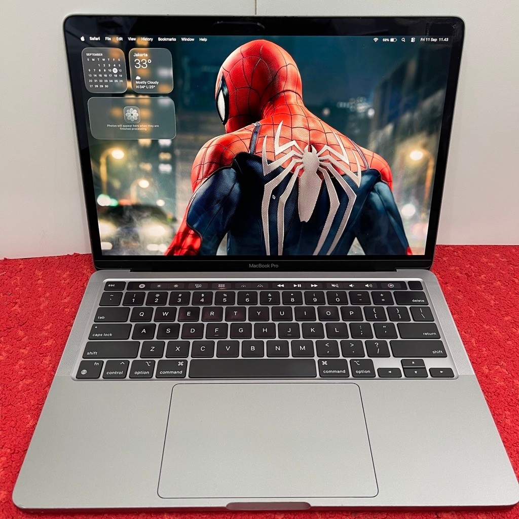 Macbook Pro 13 inch, M2 2022 8/512 GB Space Gray