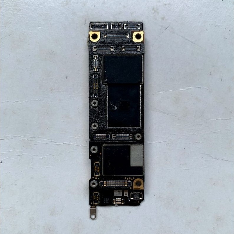 Mesin iphone 11 matot