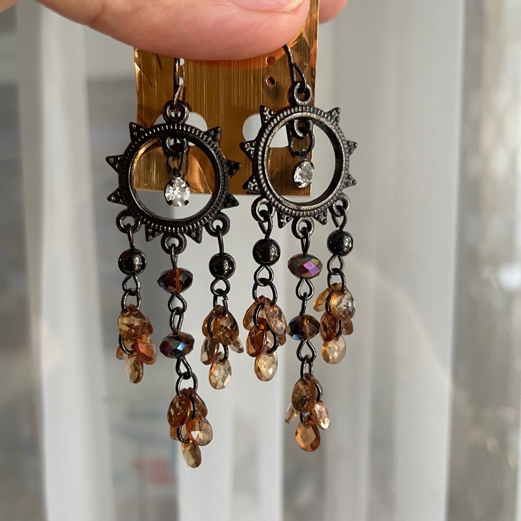 Preloved anting matahari