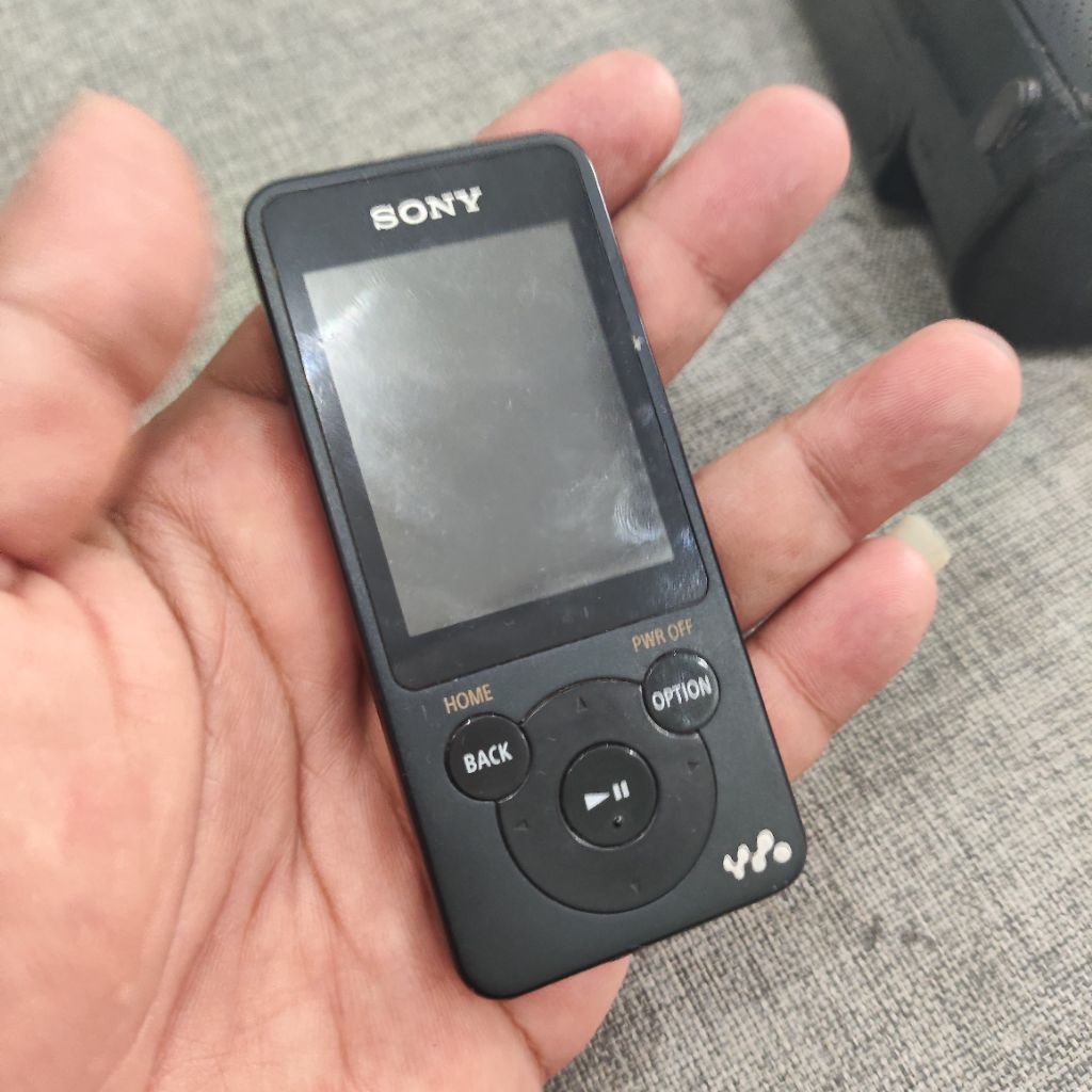 sony walkman nw e083 plus speaker dock