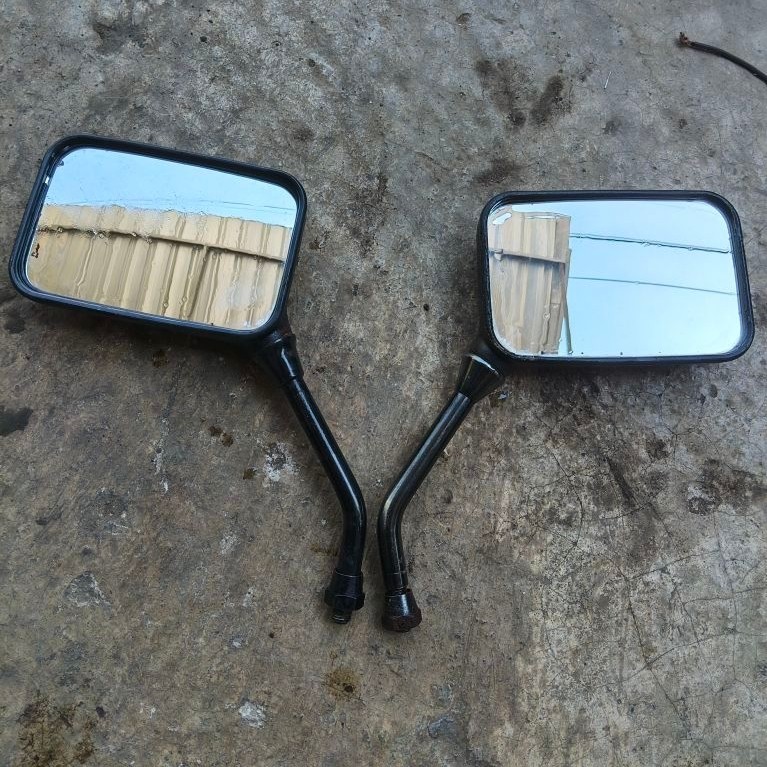 spion Suzuki RGR jumbo ori