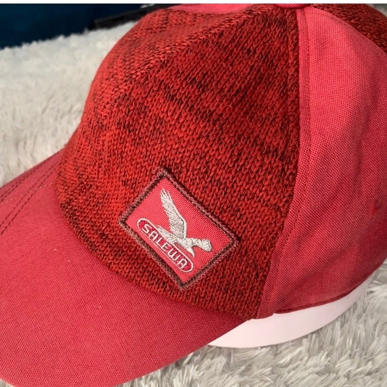 Topi Outdoor Merah SALEWA