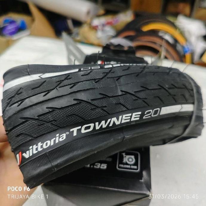 Ready Vittoria TOWNEE 35-406 20 x 1.35 Black Nylon Kevlar - Ban Luar Folding 20 x 135 Vittoria Towne
