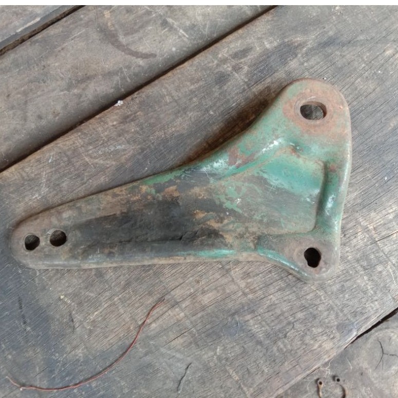 Pangkon Knalpot Honda C70 Original