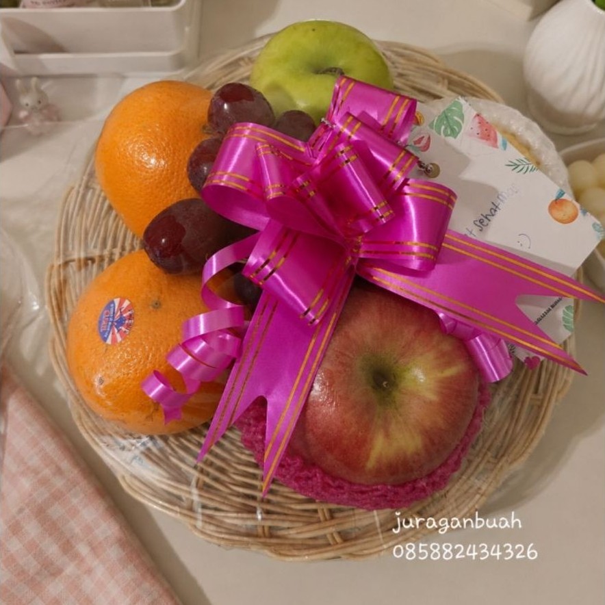 PARCEL BUAH SEGAR PIRING ROTAN